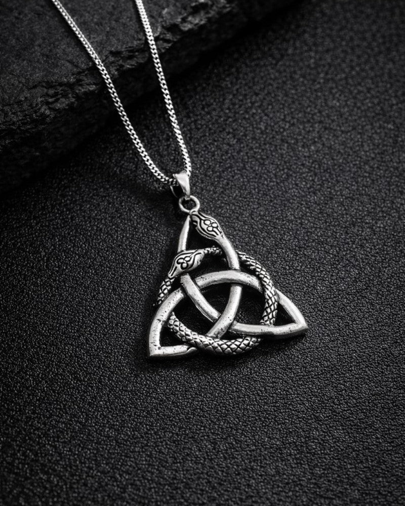Triquetra Serpentine Pendant