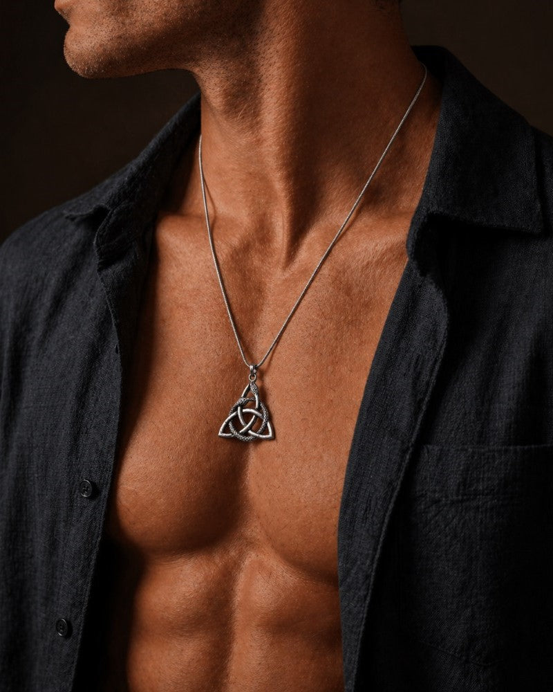 Triquetra Serpentine Pendant